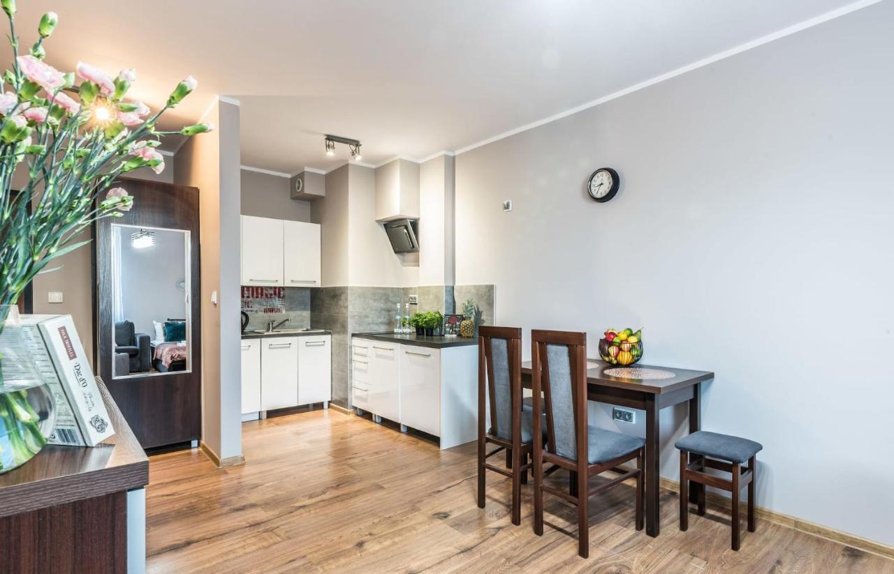 Rent Like Home - Gwiazdzista 10 Wroclaw Dış mekan fotoğraf